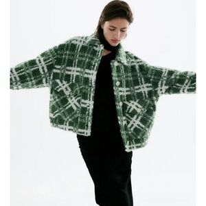 ZARA green and white Sherpa fleece size XS